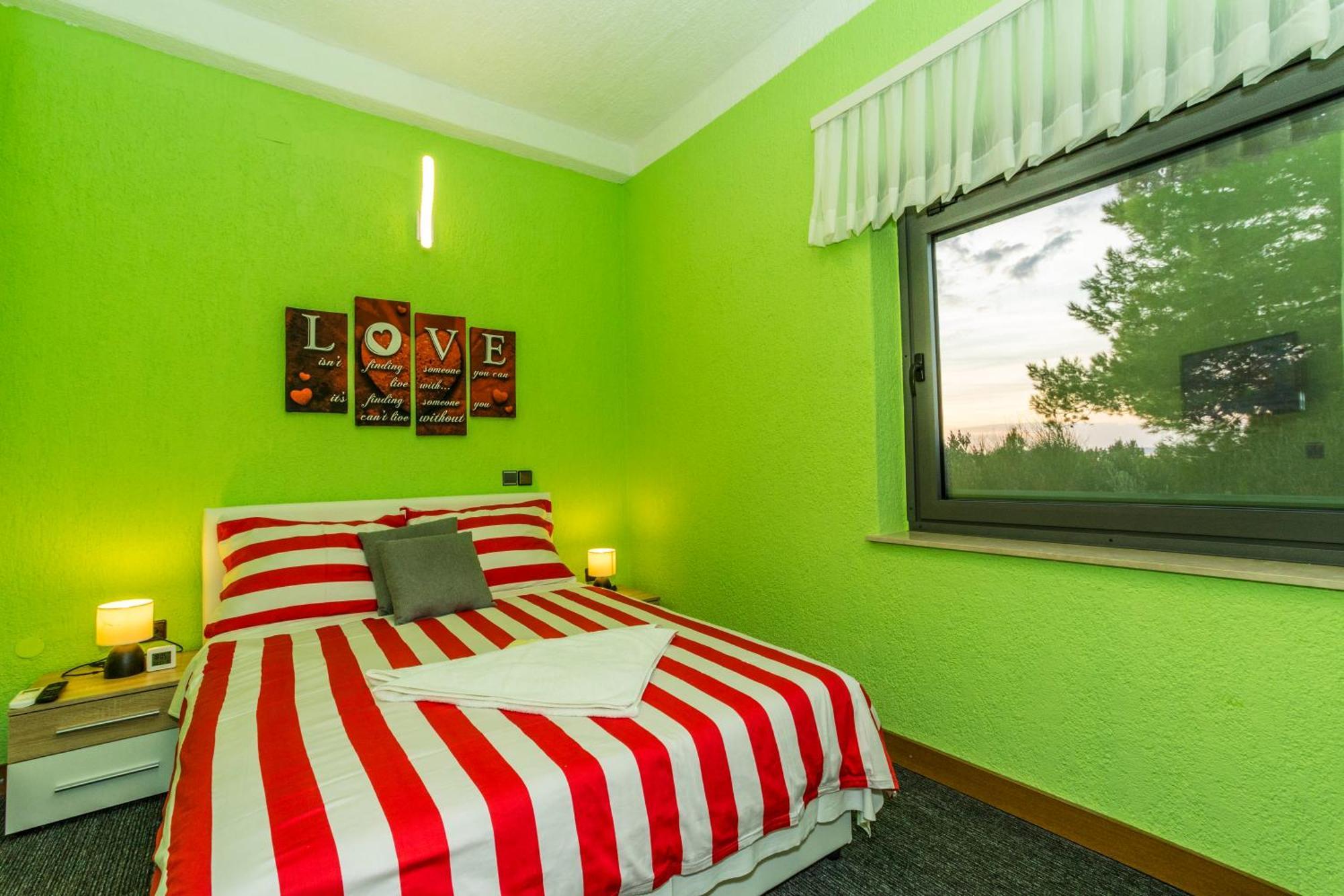 Apartments Villa Punta Royal Pirovac Habitación foto